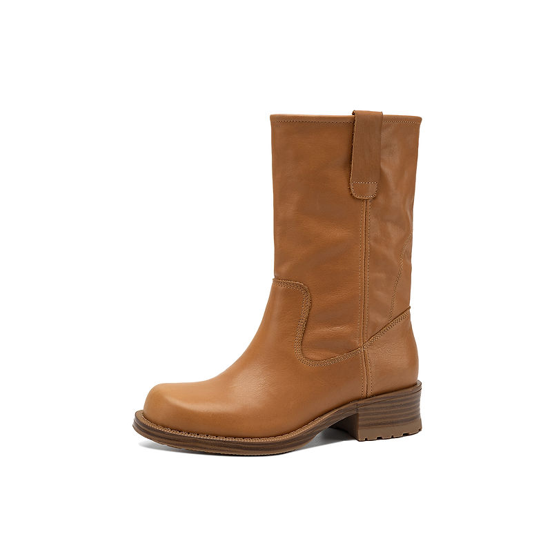 Street Fashion Trends 2026 - Nuevas Botas de Tobillo de Piel